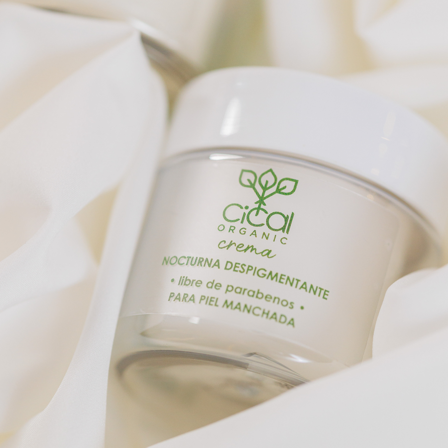 Crema Nocturna Despigmentante | Cuidado de Manchas y Tono Uniforme